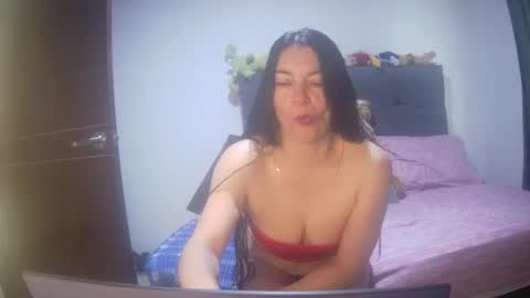 renata_hot1 online show from 10/06/25, 10:07