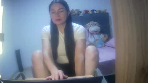 renata_hot1 online show from 10/26/25, 01:11