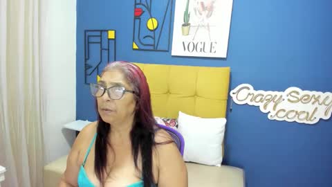 Snapshot of renata_milf_ chatting on 09/17/25, 11:56 renata_milf_ online show from 09/17/25, 11:56