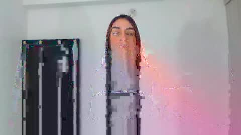 Snapshot of renatabrownn28 chatting on 11/30/25, 09:52 renatabrownn28 online show from 11/30/25, 09:52