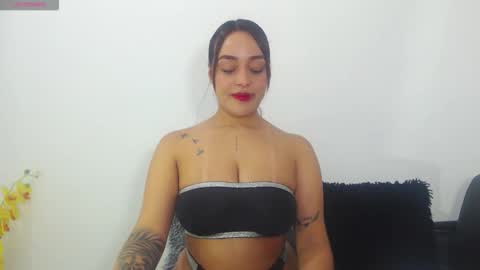 renatabrownn28 online show from 05/13/26, 07:06