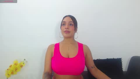 renatabrownn28 online show from 05/28/26, 04:32