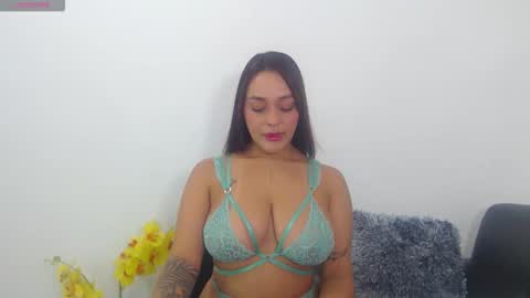 renatabrownn28 online show from 05/31/26, 05:09