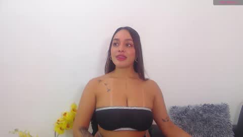 renatabrownn28 online show from 06/04/26, 06:36