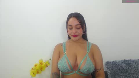 renatabrownn28 online show from 06/11/26, 05:27