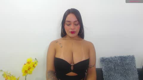 renatabrownn28 online show from 06/14/26, 05:37