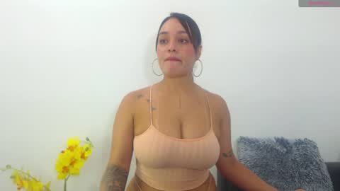 renatabrownn28 online show from 06/16/26, 06:27