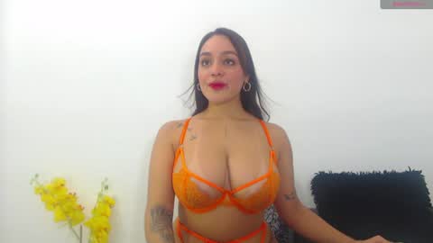 renatabrownn28 online show from 06/28/26, 04:07