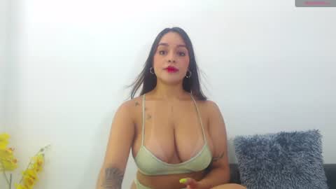 renatabrownn28 online show from 07/07/26, 02:58