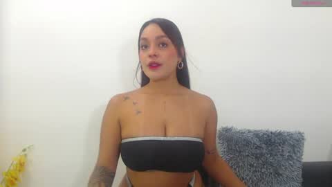 renatabrownn28 online show from 07/11/26, 08:39
