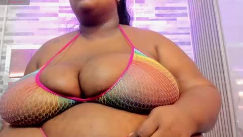Snapshot of renatafoxter chatting on 06/18/26, 12:20 nataly online show from 06/18/26, 12:20