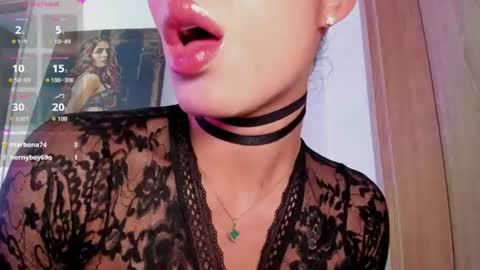 Snapshot of renatasantorino chatting on 06/11/26, 01:53 Renata. online show from 06/11/26, 01:53