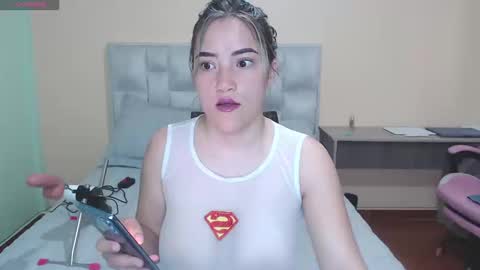 sofia online show from 09/15/25, 03:23