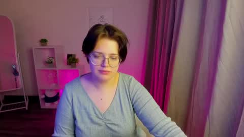 renee_turner online show from 12/08/24, 02:18
