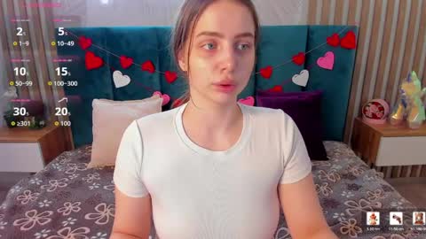 Snapshot of reneeblair chatting on 05/31/26, 01:47 reneeblair online show from 05/31/26, 01:47
