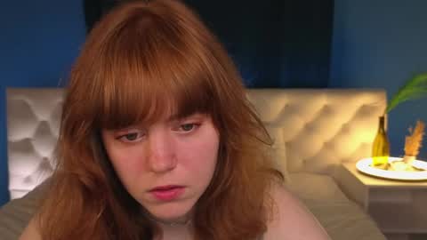 Snapshot of reneefoxy_ chatting on 06/06/26, 01:21 reneefoxy_ online show from 06/06/26, 01:21
