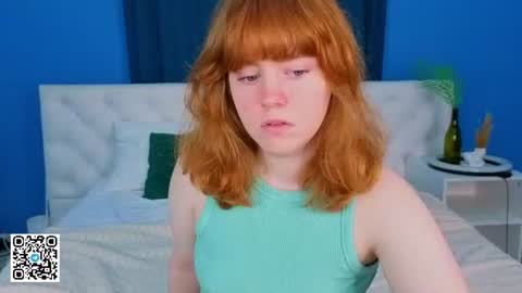 Snapshot of reneefoxy_ chatting on 06/13/26, 01:14 reneefoxy_ online show from 06/13/26, 01:14