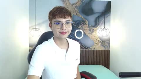 Snapshot of reneepaz chatting on 01/16/26, 12:31 reneepaz online show from 01/16/26, 12:31