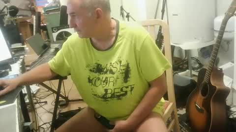 renefr online show from 09/29/25, 05:40