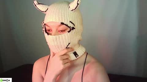 Snapshot of renesme_lusilia chatting on 05/07/26, 02:28 Renesme White Im here from Monday to Friday online show from 05/07/26, 02:28