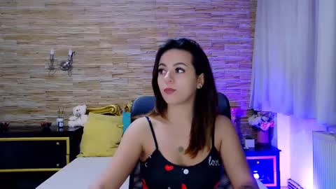 renesmesweet online show from 02/04/25, 12:33