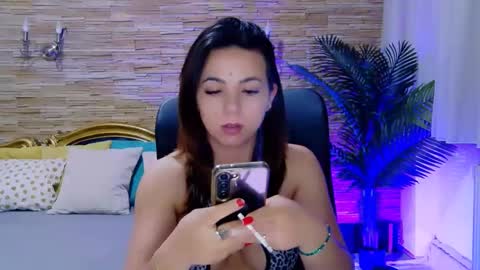 renesmesweet online show from 02/19/25, 04:22