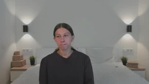 Snapshot of renettaschmeling chatting on 05/22/26, 06:46 Christina online show from 05/22/26, 06:46