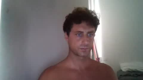 renud online show from 09/11/25, 11:05