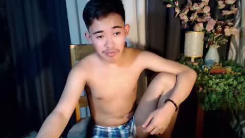 Snapshot of renzamora chatting on 09/12/25, 06:08 rnezamora online show from 09/12/25, 06:08