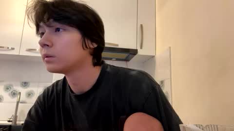 Aiqo online show from 10/28/25, 08:40