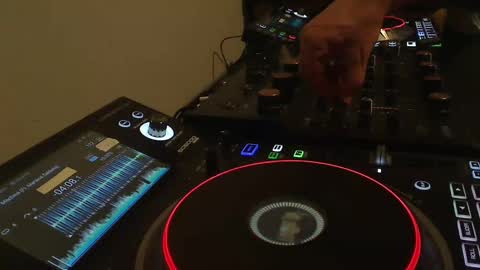 Snapshot of reticuli chatting on 10/11/25, 11:03 GearPorn online show from 10/11/25, 11:03