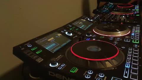 Snapshot of reticuli chatting on 10/18/25, 12:57 GearPorn online show from 10/18/25, 12:57