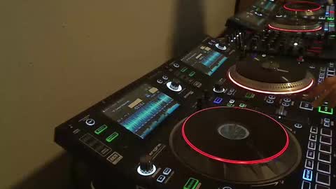 Snapshot of reticuli chatting on 10/25/25, 08:58 GearPorn online show from 10/25/25, 08:58