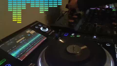 Snapshot of reticuli chatting on 11/24/25, 09:36 GearPorn online show from 11/24/25, 09:36