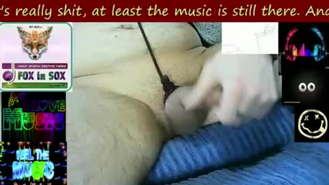 Snapshot of revilo80 chatting on 02/14/25, 11:10 revilo80 online show from 02/14/25, 11:10