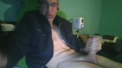 reyes_albert2006 online show from 01/05/25, 01:36