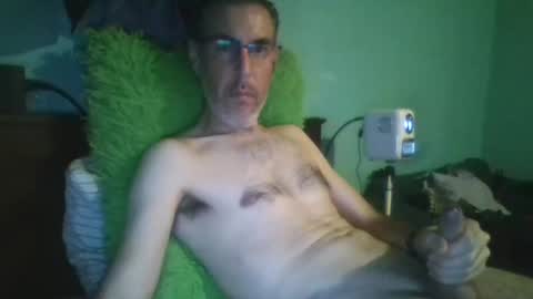 reyes_albert2006 online show from 09/12/25, 11:43