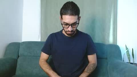 REY PABLO Independent online show from 10/14/25, 09:15