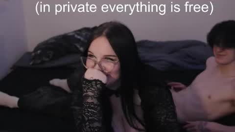 Snapshot of reyreyclub chatting on 01/30/25, 07:04 reyreyclub online show from 01/30/25, 07:04