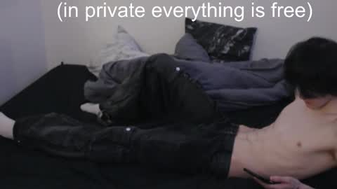 Snapshot of reyreyclub chatting on 02/07/25, 07:50 reyreyclub online show from 02/07/25, 07:50