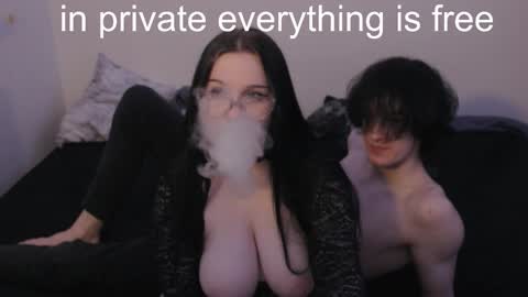 Snapshot of reyreyclub chatting on 02/08/25, 02:49 reyreyclub online show from 02/08/25, 02:49