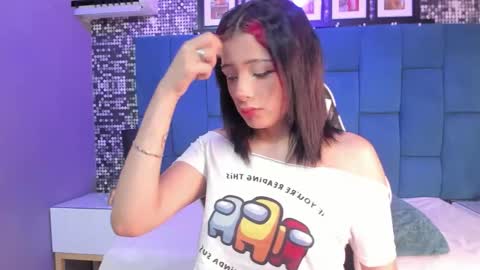 Snapshot of reze_chaw chatting on 03/22/26, 03:04 Reze online show from 03/22/26, 03:04