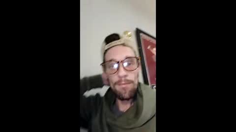 Snapshot of rgilk26 chatting on 04/10/26, 02:06 rgilk26 online show from 04/10/26, 02:06