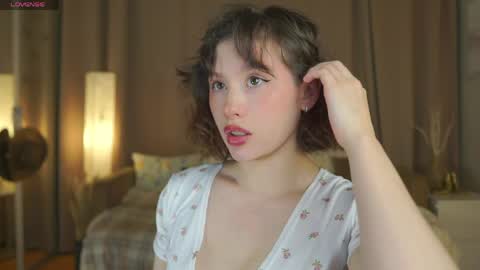 Snapshot of rhebageigel chatting on 04/04/26, 06:27 Nanami online show from 04/04/26, 06:27
