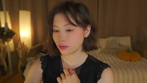 Snapshot of rhebageigel chatting on 05/02/26, 07:19 Nanami online show from 05/02/26, 07:19
