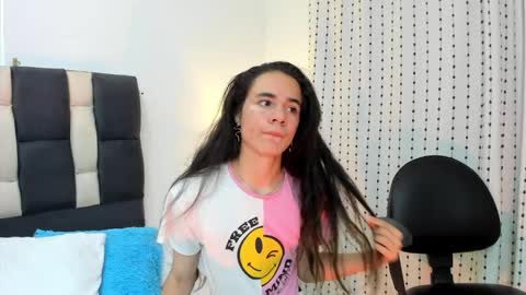 rhiannacoral online show from 02/16/25, 01:47