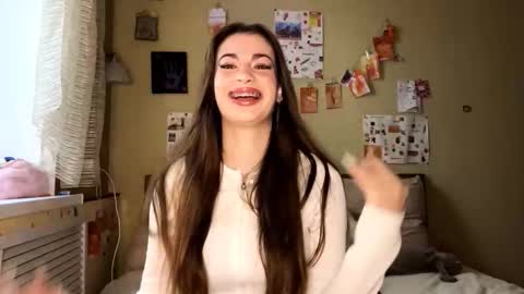 Anna online show from 11/22/25, 09:08