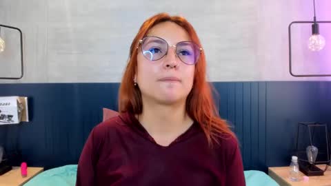 rhosyn_reyes online show from 12/19/24, 11:03