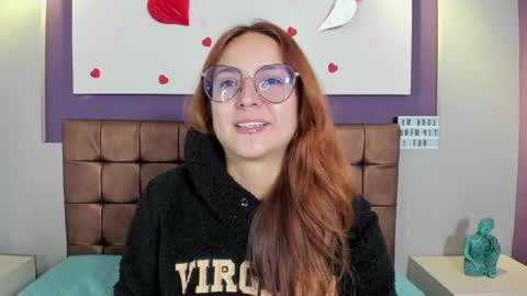 rhosyn_reyes online show from 02/13/25, 07:42