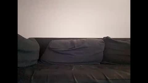 Snapshot of rhymes2479 chatting on 10/28/25, 07:45 Shaved cock ready online show from 10/28/25, 07:45